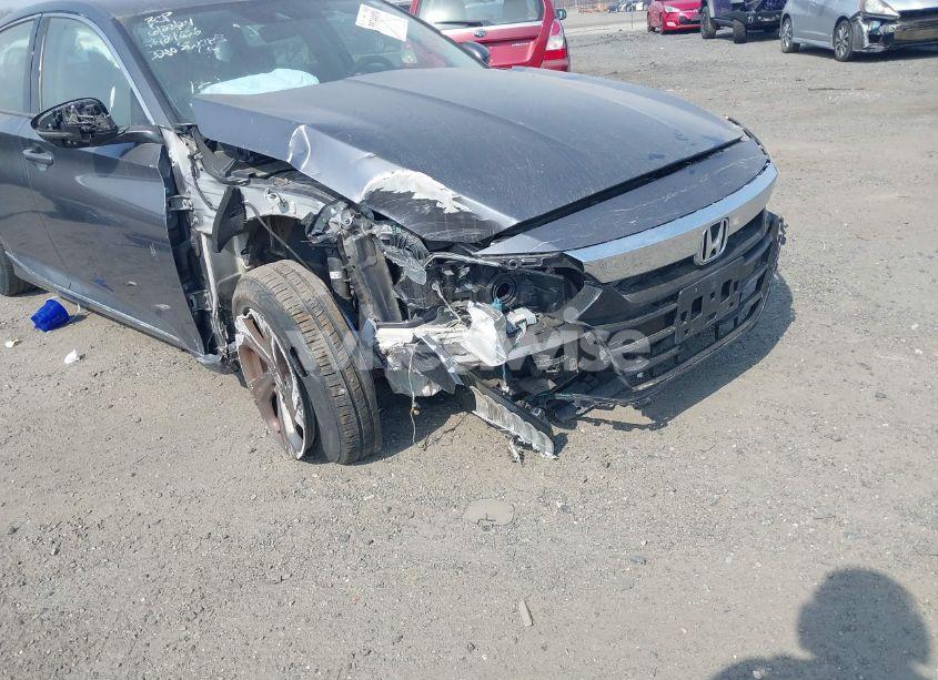 Photo 19 of 2018 Honda Accord EX-L (VIN 1HGCV1F67JA078532)