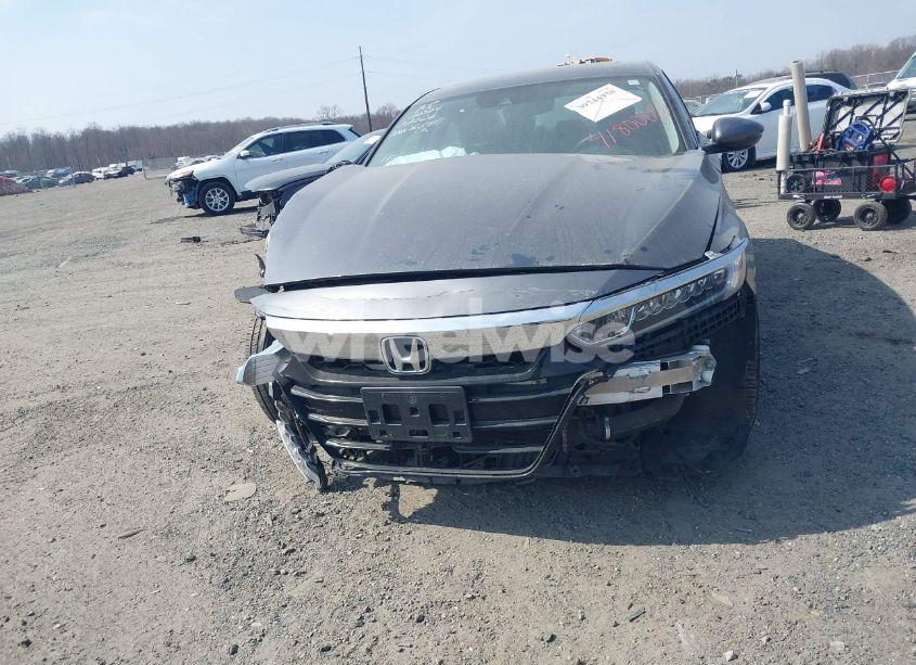 Photo 21 of 2018 Honda Accord EX-L (VIN 1HGCV1F67JA078532)