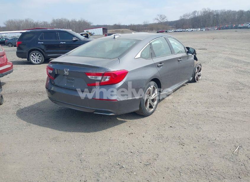 Photo 4 of 2018 Honda Accord EX-L (VIN 1HGCV1F67JA078532)