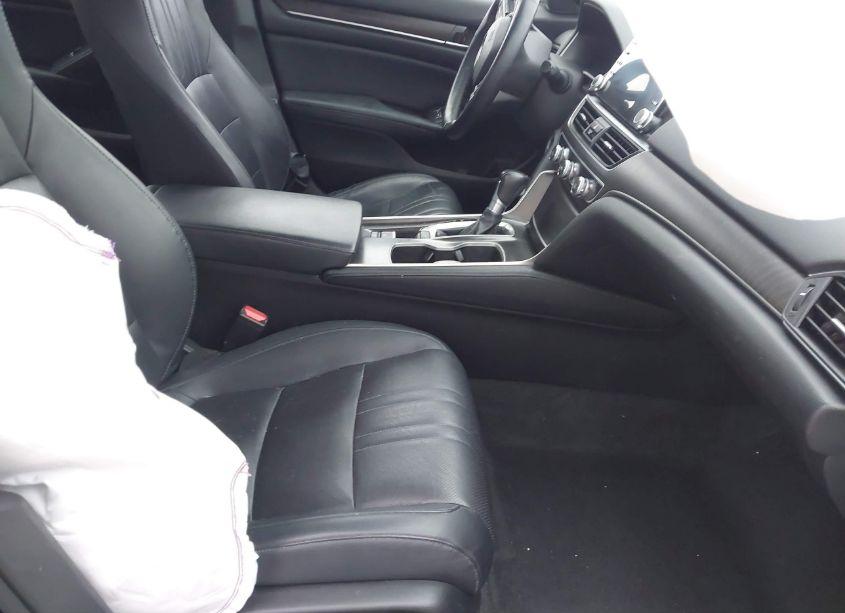 Photo 5 of 2018 Honda Accord EX-L (VIN 1HGCV1F68JA093783)