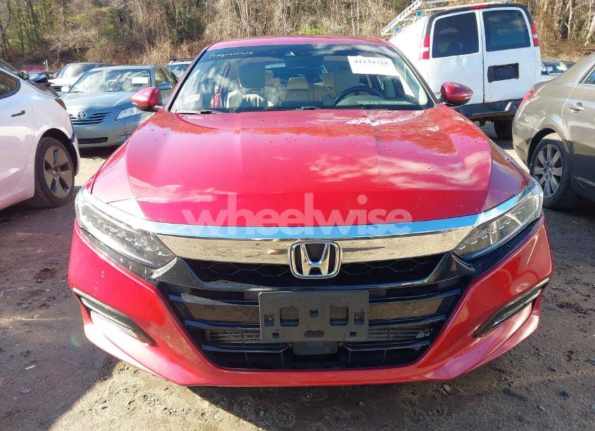 Photo 13 of 2018 Honda Accord TOURING (VIN 1HGCV1F92JA004106)