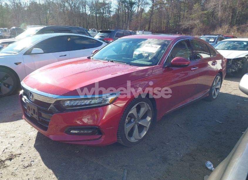 Photo 2 of 2018 Honda Accord TOURING (VIN 1HGCV1F92JA004106)