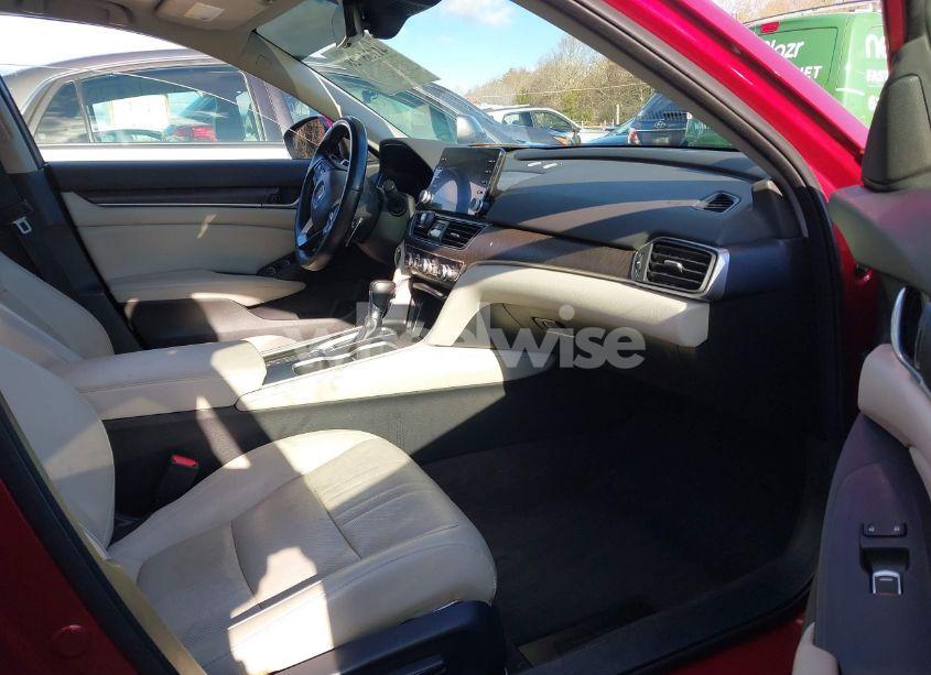 Photo 5 of 2018 Honda Accord TOURING (VIN 1HGCV1F92JA004106)