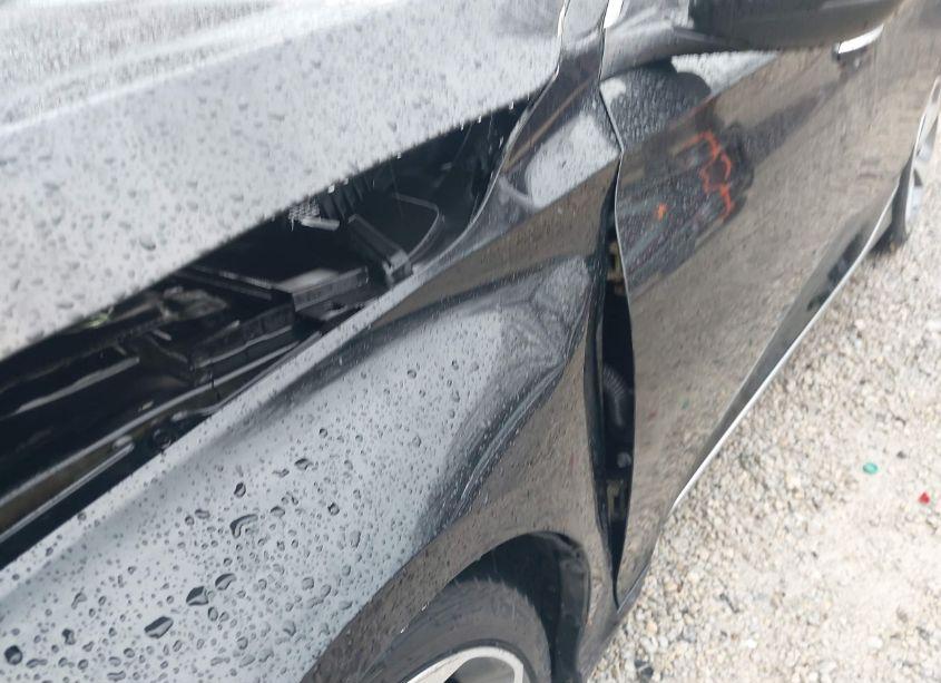 Photo 19 of 2018 Honda Accord TOURING (VIN 1HGCV1F93JA026275)