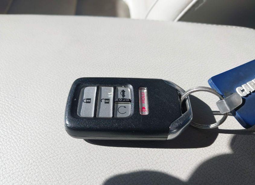 Photo 11 of 2018 Honda Accord TOURING (VIN 1HGCV1F93JA056697)