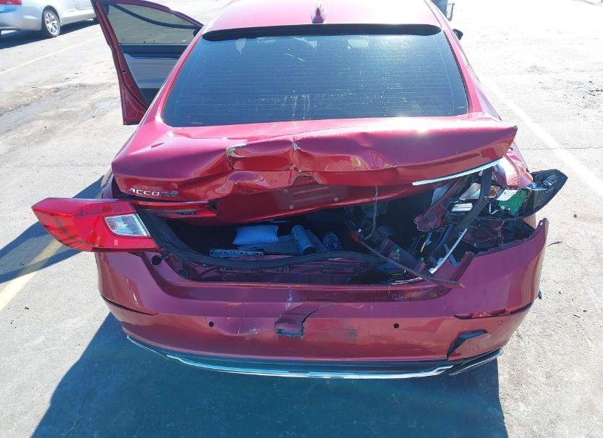 Photo 6 of 2018 Honda Accord TOURING (VIN 1HGCV1F93JA056697)