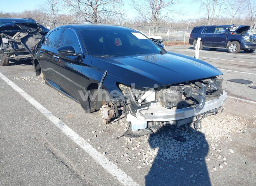 Photo 17 of 2018 Honda Accord TOURING (VIN 1HGCV1F94JA028732)