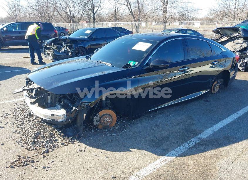 Photo 2 of 2018 Honda Accord TOURING (VIN 1HGCV1F94JA028732)