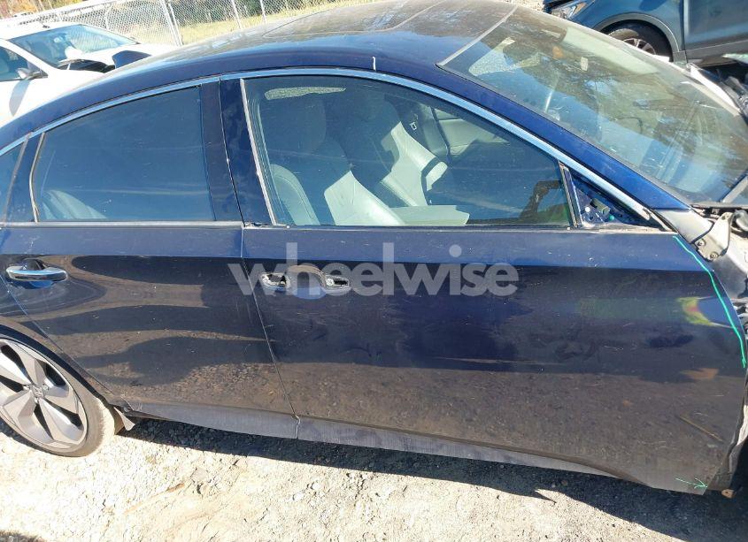 Photo 14 of 2018 Honda Accord TOURING (VIN 1HGCV1F94JA046129)