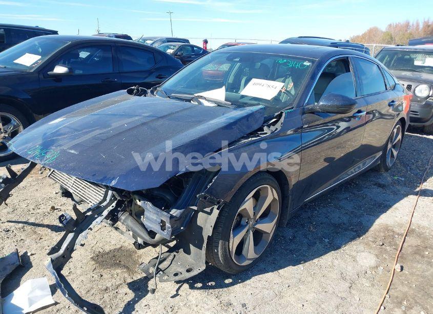 Photo 2 of 2018 Honda Accord TOURING (VIN 1HGCV1F94JA046129)