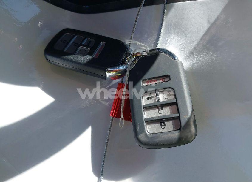 Photo 11 of 2018 Honda Accord TOURING (VIN 1HGCV1F94JA081639)