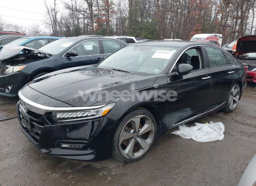 Photo 2 of 2018 Honda Accord TOURING (VIN 1HGCV1F94JA099221)