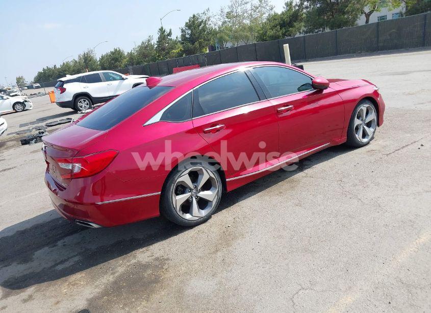 Photo 4 of 2018 Honda Accord TOURING (VIN 1HGCV1F95JA006562)