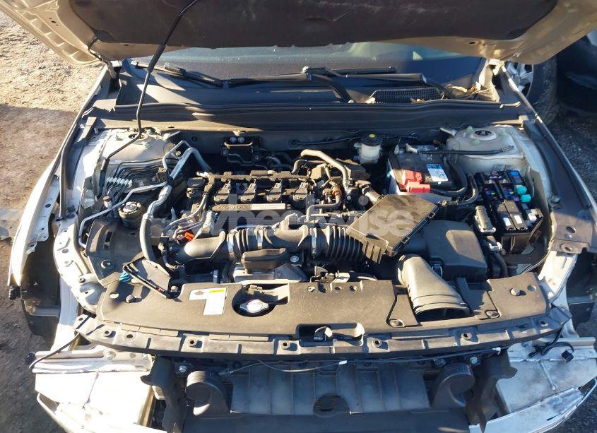 Photo 10 of 2018 Honda Accord TOURING (VIN 1HGCV1F95JA100781)