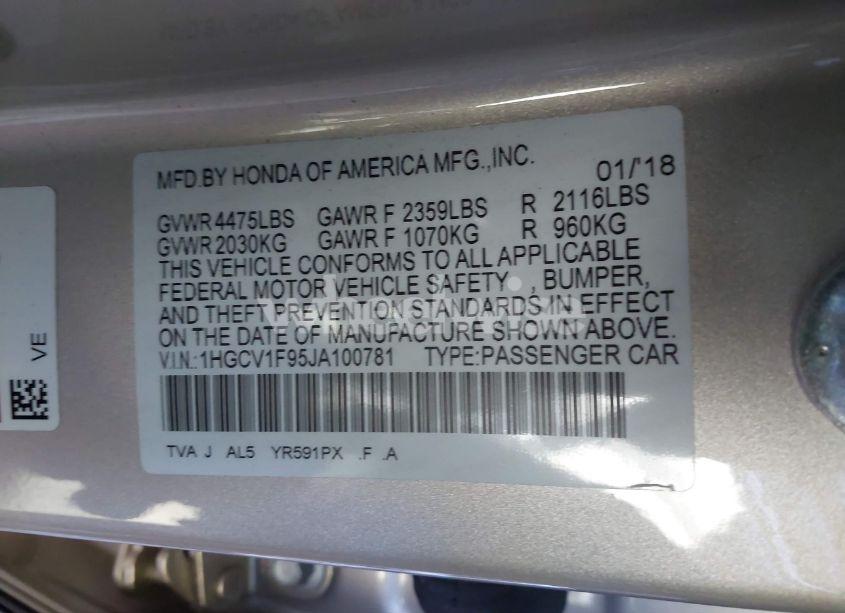 Photo 9 of 2018 Honda Accord TOURING (VIN 1HGCV1F95JA100781)