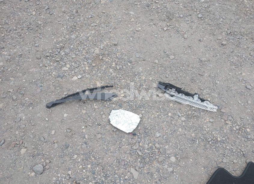 Photo 12 of 2018 Honda Accord TOURING (VIN 1HGCV1F96JA010037)