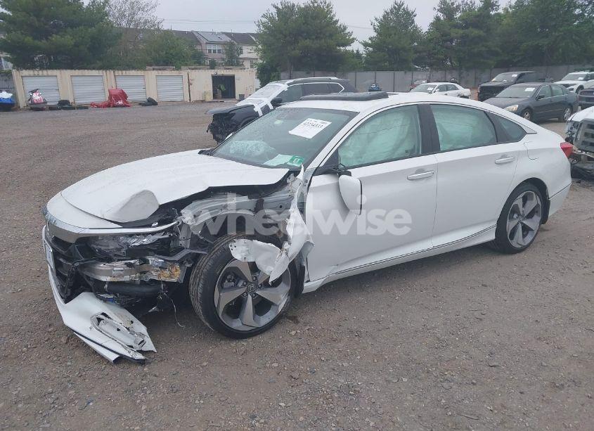 Photo 2 of 2018 Honda Accord TOURING (VIN 1HGCV1F96JA010037)