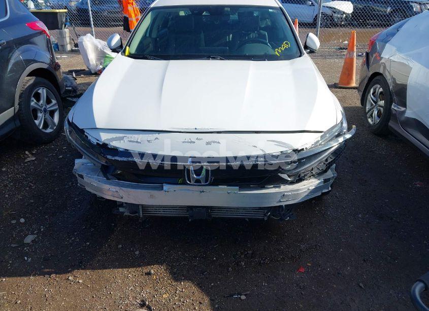 Photo 6 of 2018 Honda Accord TOURING (VIN 1HGCV1F96JA013679)