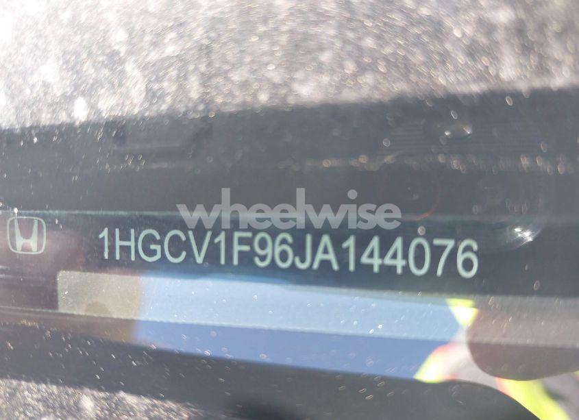 Photo 18 of 2018 Honda Accord TOURING (VIN 1HGCV1F96JA144076)