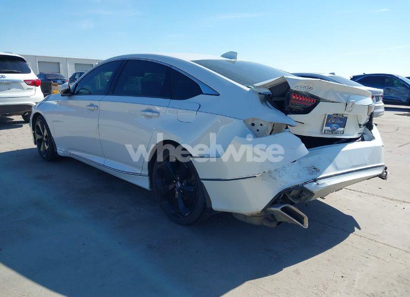 Photo 3 of 2018 Honda Accord TOURING (VIN 1HGCV1F96JA144076)
