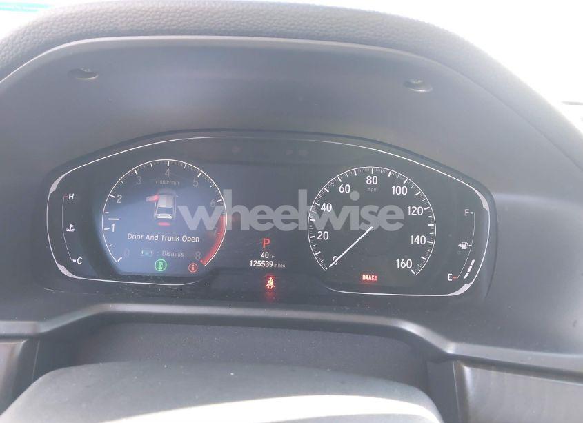 Photo 7 of 2018 Honda Accord TOURING (VIN 1HGCV1F96JA144076)