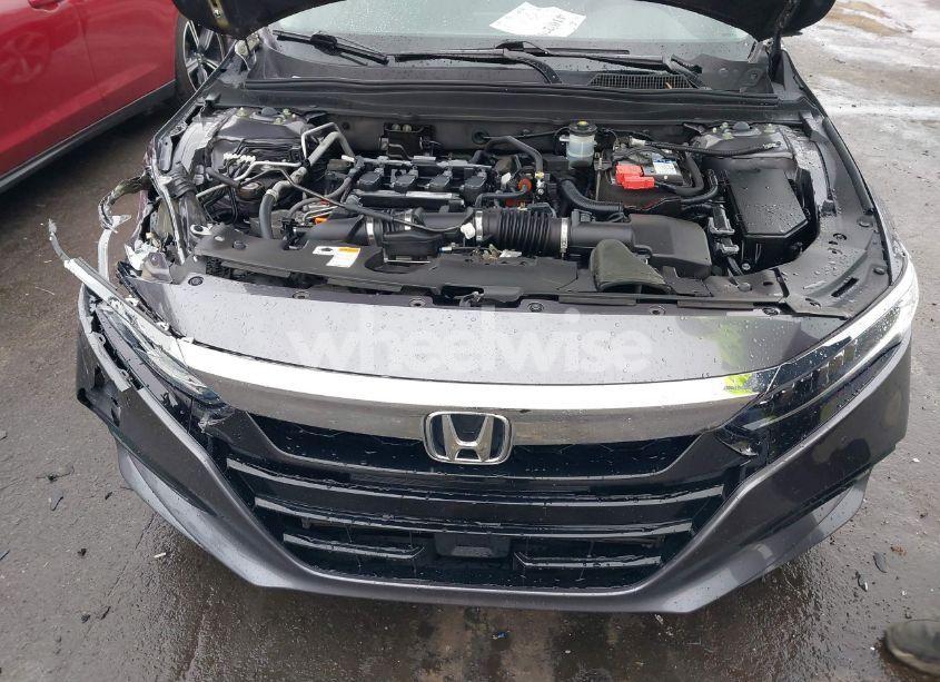 Photo 10 of 2018 Honda Accord TOURING (VIN 1HGCV1F96JA146796)