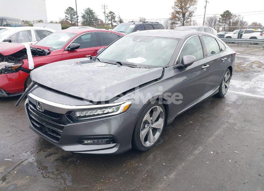Photo 2 of 2018 Honda Accord TOURING (VIN 1HGCV1F96JA146796)