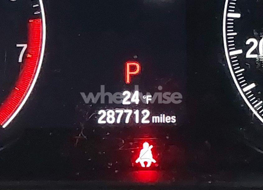 Photo 15 of 2018 Honda Accord TOURING (VIN 1HGCV1F97JA002674)