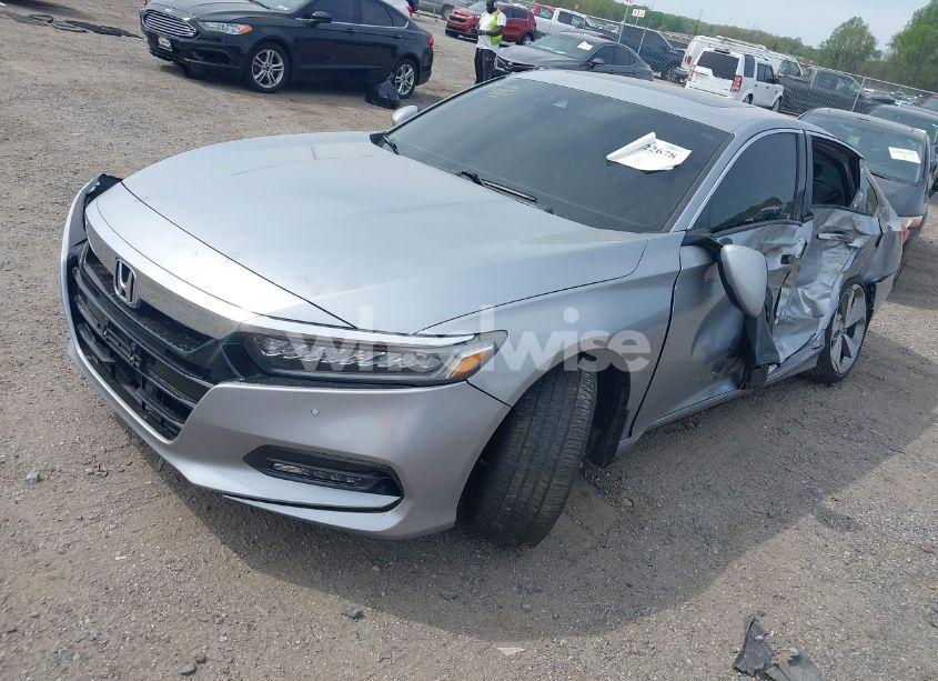Photo 2 of 2018 Honda Accord TOURING (VIN 1HGCV1F97JA072451)