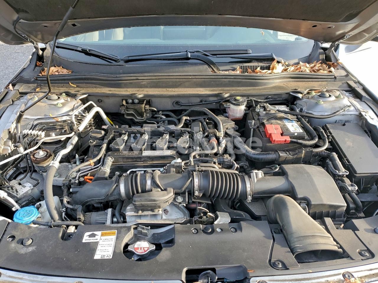 Photo 11 of 2018 HONDA ACCORD TOURING (VIN 1HGCV1F98JA040298)