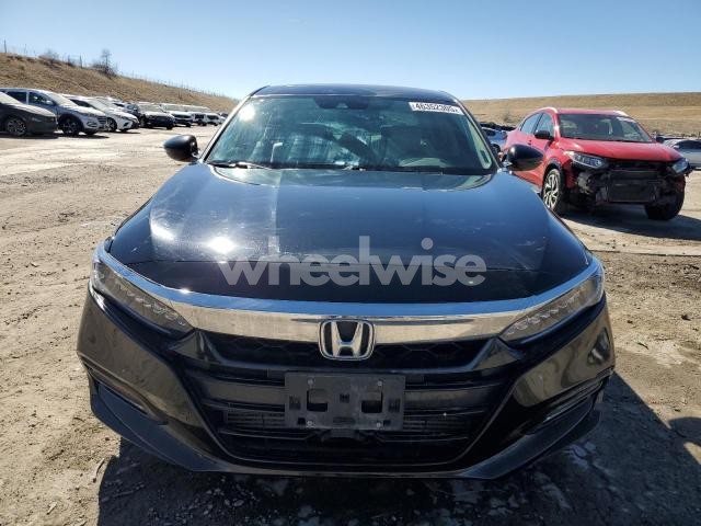 Photo 10 of 2018 HONDA ACCORD TOURING (VIN 1HGCV1F98JA132978)