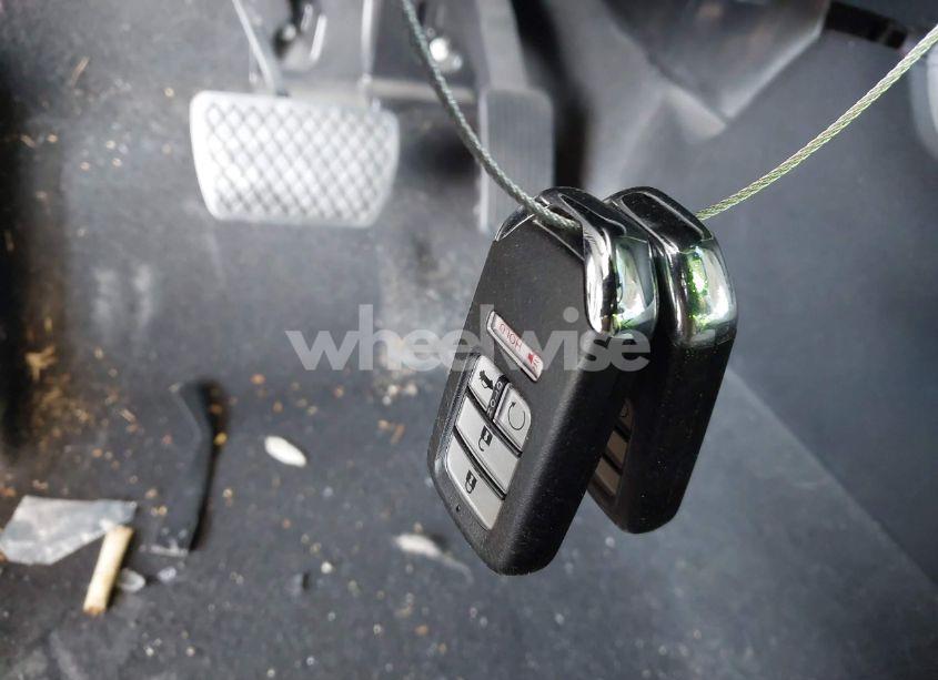 Photo 11 of 2018 Honda Accord TOURING (VIN 1HGCV1F98JA180710)