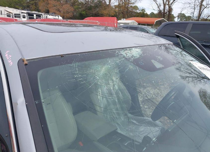 Photo 6 of 2018 Honda Accord TOURING (VIN 1HGCV1F99JA077764)