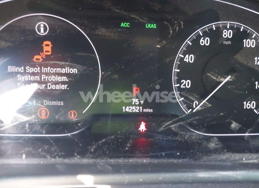 Photo 15 of 2018 Honda Accord TOURING (VIN 1HGCV1F99JA140359)