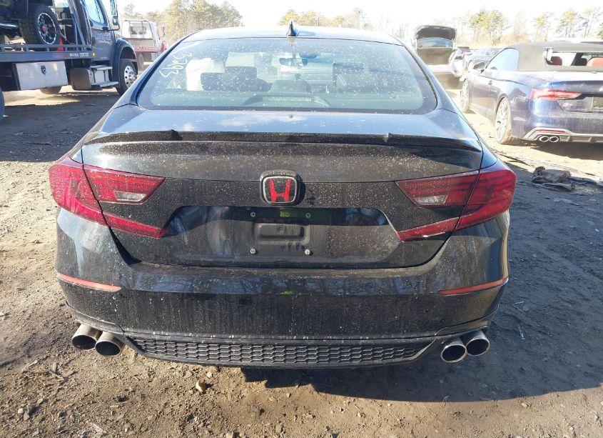 Photo 16 of 2018 Honda Accord SPORT 2.0T (VIN 1HGCV2E30JA043960)