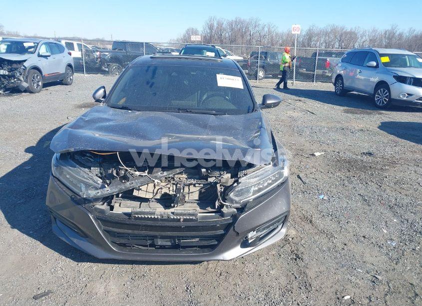 Photo 12 of 2019 Honda Accord SPORT 2.0T (VIN 1HGCV2E31KA009723)