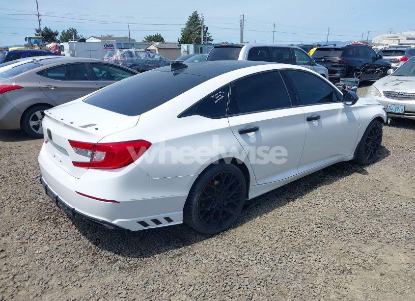 Photo 4 of 2019 Honda Accord SPORT 2.0T (VIN 1HGCV2E31KA019605)