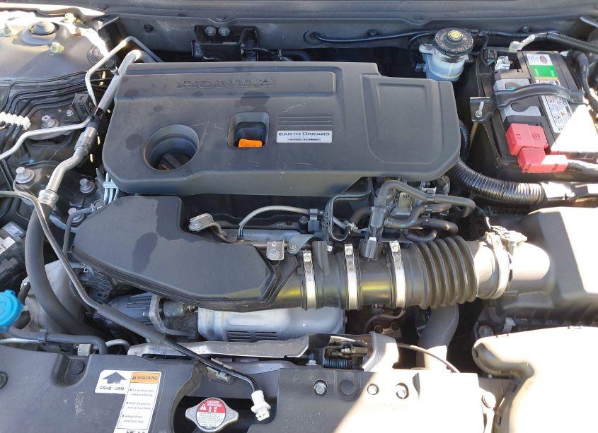 Photo 10 of 2018 Honda Accord SPORT 2.0T (VIN 1HGCV2E33JA042933)