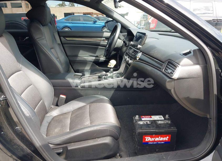 Photo 5 of 2018 Honda Accord SPORT 2.0T (VIN 1HGCV2E38JA048162)