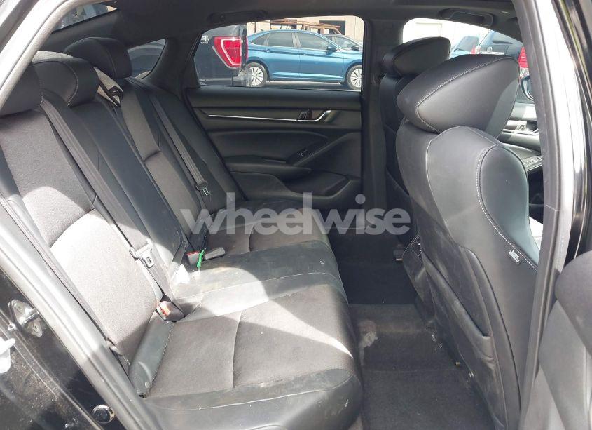 Photo 8 of 2018 Honda Accord SPORT 2.0T (VIN 1HGCV2E38JA048162)