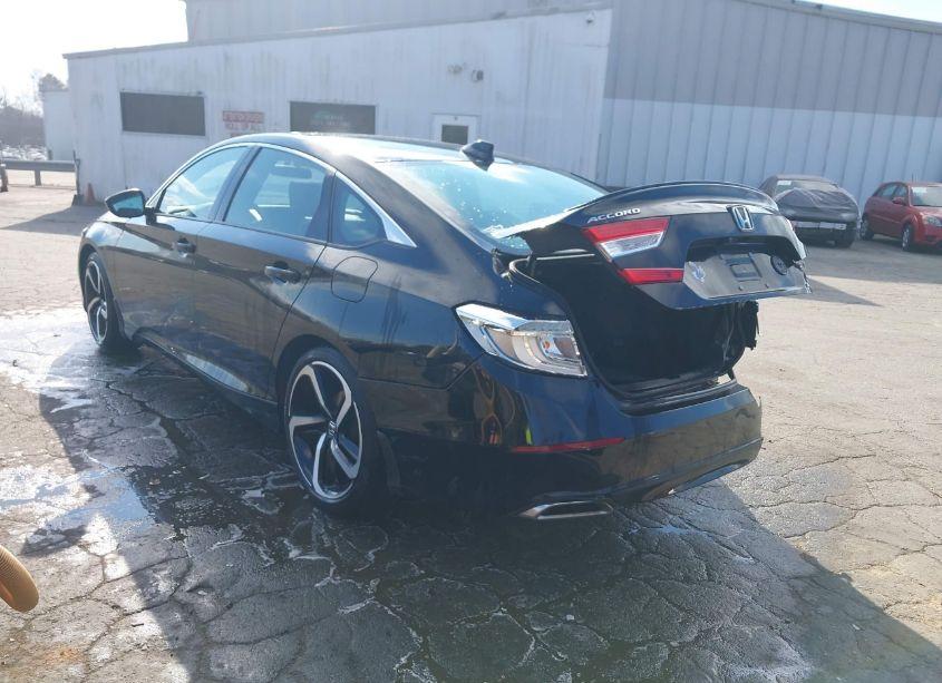Photo 3 of 2020 Honda Accord SPORT 2.0T (VIN 1HGCV2E38LA005217)