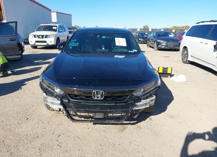 Photo 12 of 2018 Honda Accord SPORT 2.0T (VIN 1HGCV2E39JA020418)