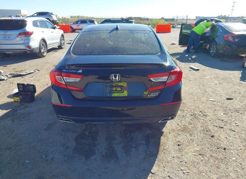 Photo 16 of 2018 Honda Accord SPORT 2.0T (VIN 1HGCV2E39JA020418)