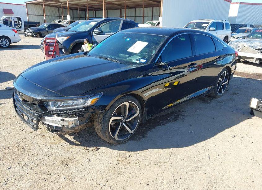 Photo 2 of 2018 Honda Accord SPORT 2.0T (VIN 1HGCV2E39JA020418)