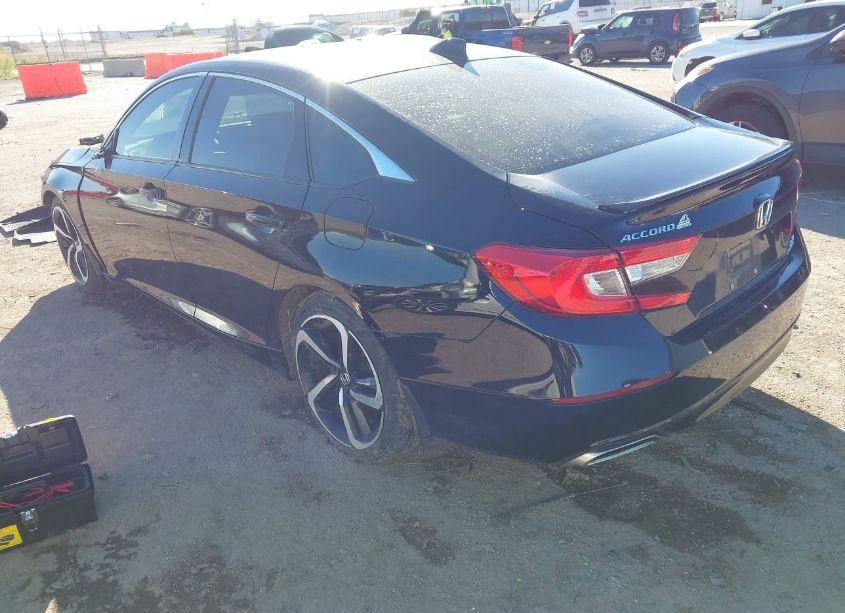 Photo 3 of 2018 Honda Accord SPORT 2.0T (VIN 1HGCV2E39JA020418)