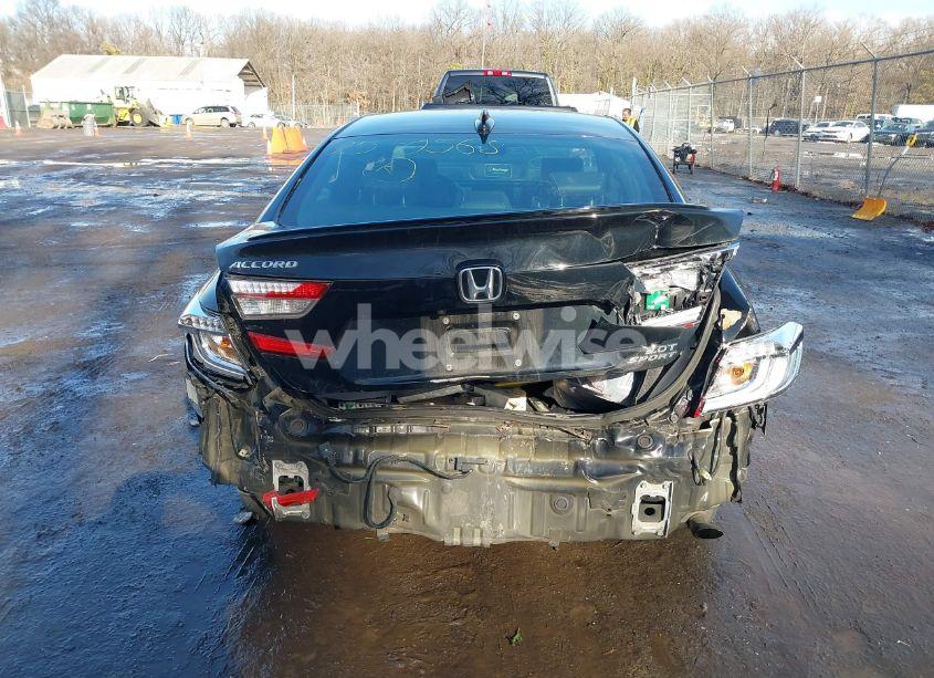Photo 16 of 2018 Honda Accord SPORT 2.0T (VIN 1HGCV2E39JA044718)