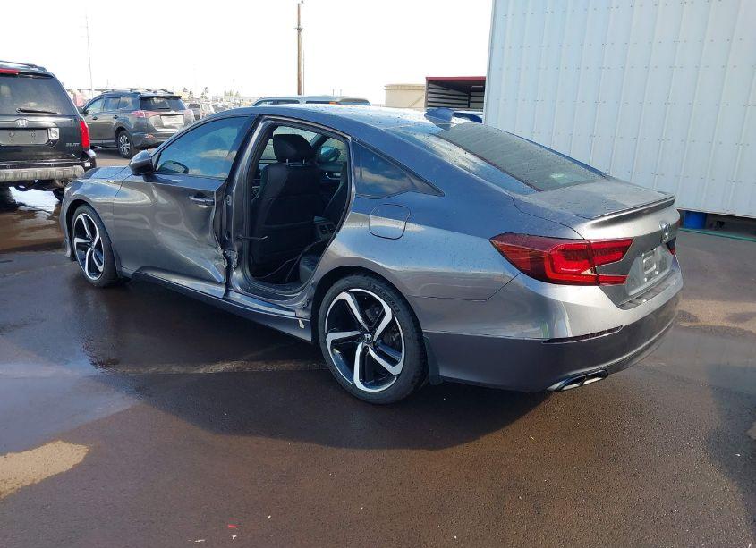 Photo 3 of 2019 Honda Accord SPORT 2.0T (VIN 1HGCV2E3XKA000924)