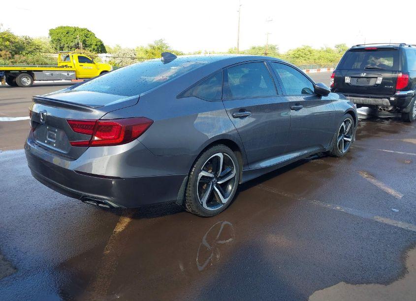 Photo 4 of 2019 Honda Accord SPORT 2.0T (VIN 1HGCV2E3XKA000924)