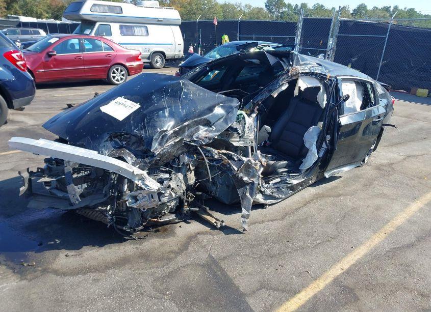 Photo 2 of 2018 Honda Accord SPORT 2.0T (VIN 1HGCV2F30JA040474)