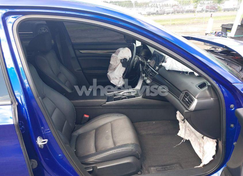 Photo 5 of 2019 Honda Accord SPORT 2.0T (VIN 1HGCV2F30KA008643)